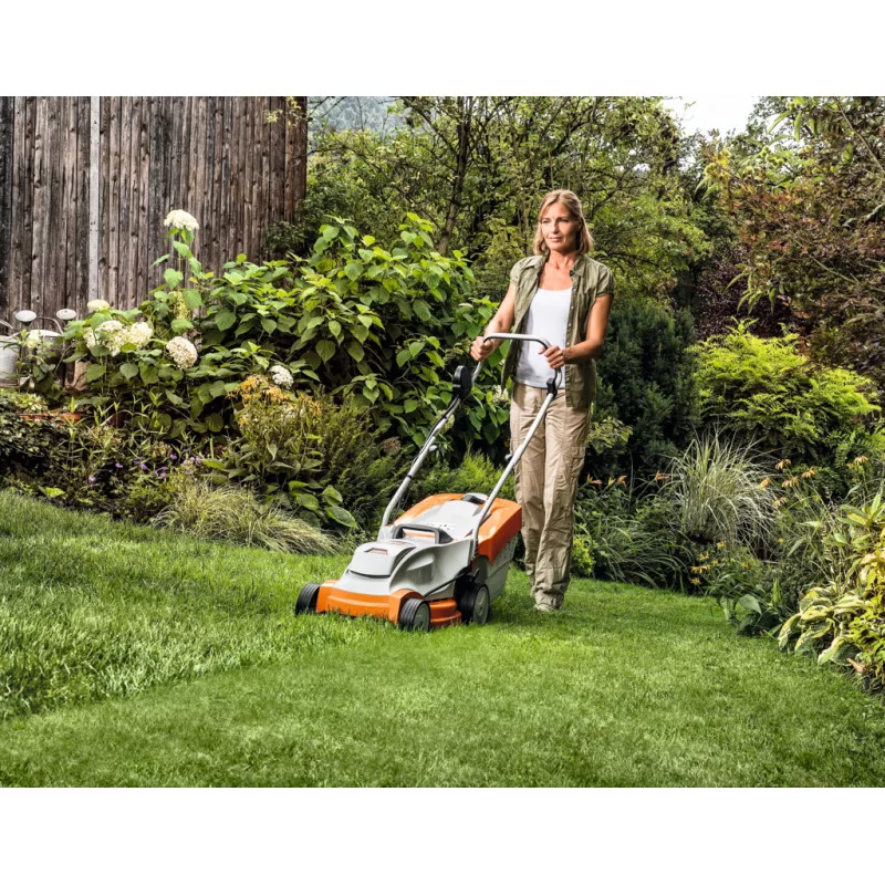 RMA235 TONDEUSE A BATTERIE PACK AK20 AL101