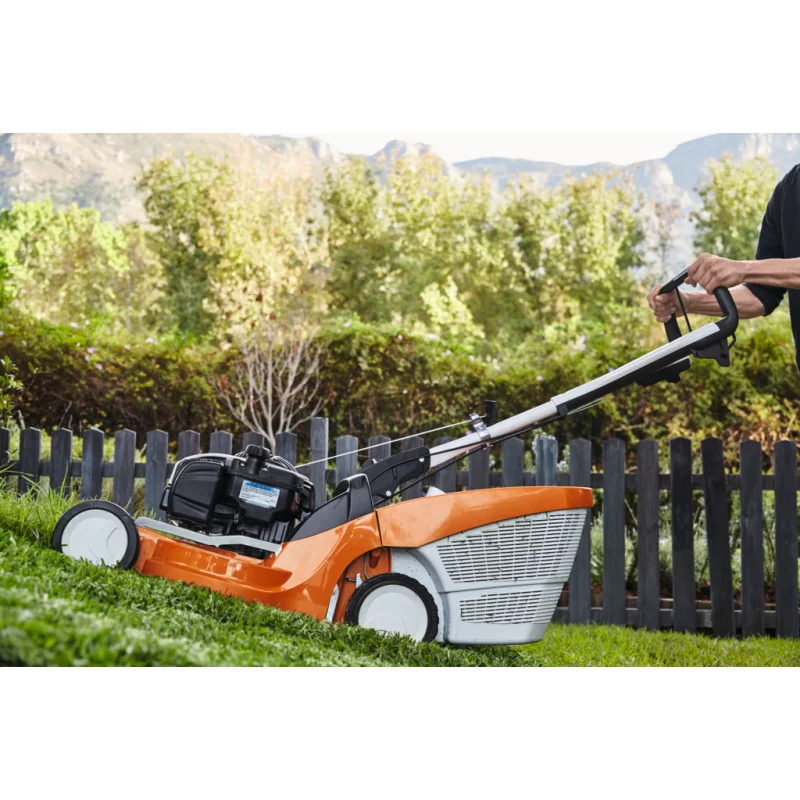 RM448 TC TONDEUSE THERMIQUE