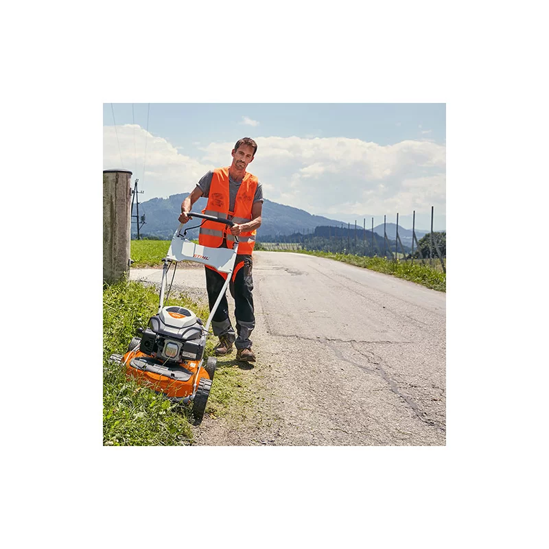 RM4 RTP TONDEUSE A GAZON